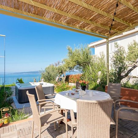 Holiday Home Villetta Belveder Baška Voda Buitenkant foto