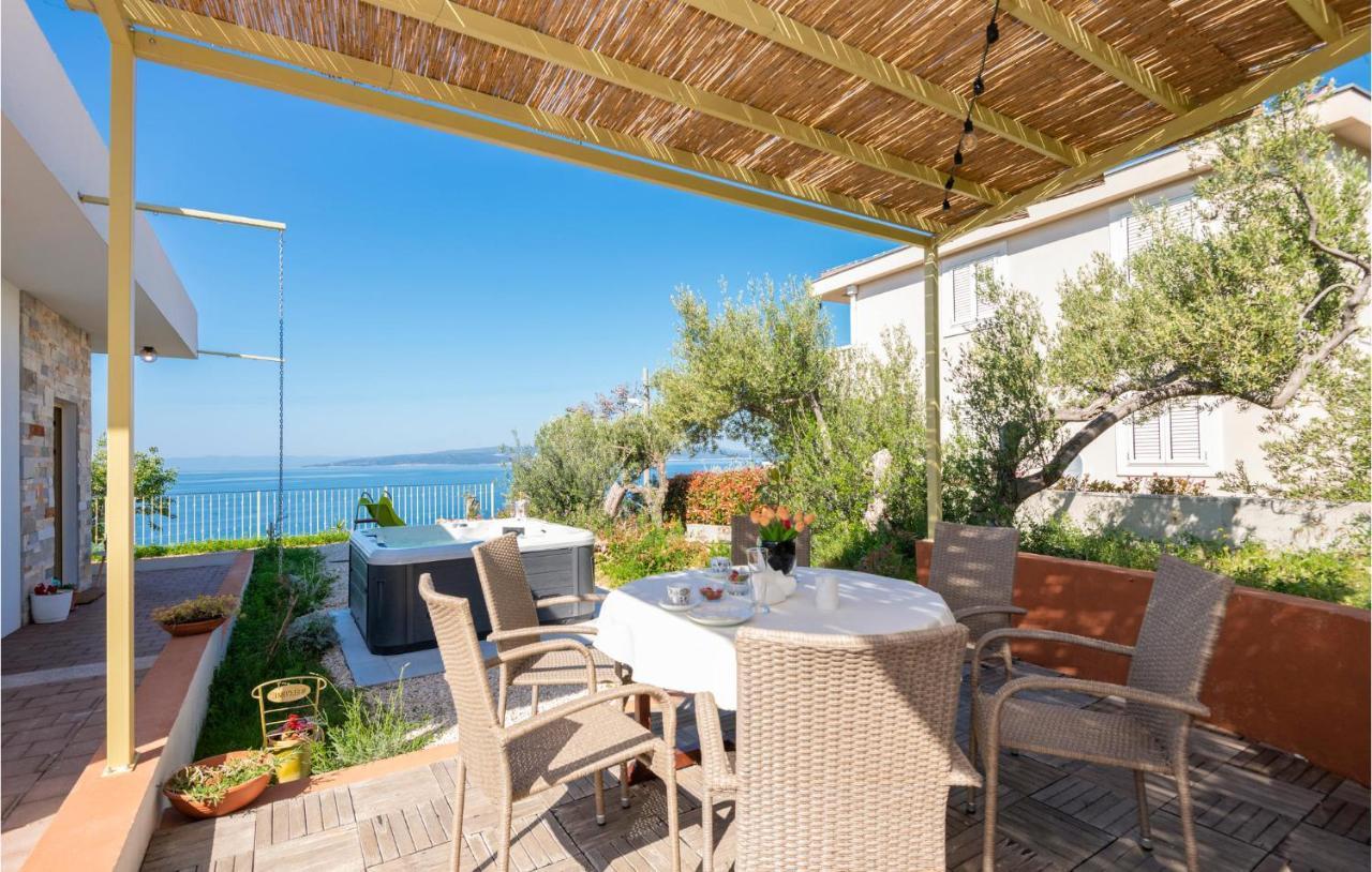 Holiday Home Villetta Belveder Baška Voda Buitenkant foto