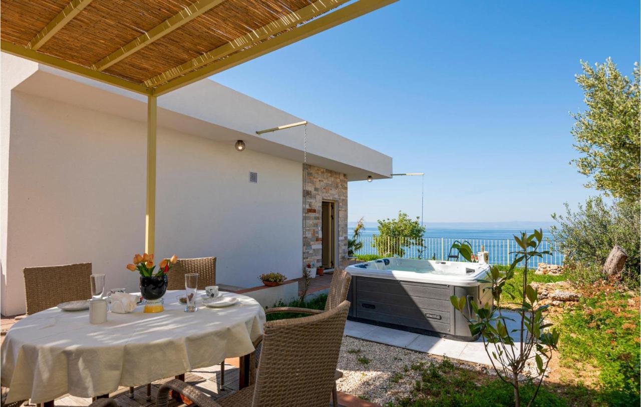 Holiday Home Villetta Belveder Baška Voda Buitenkant foto